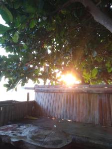 Sunset Guest House & Bar