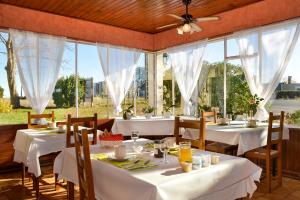 Hotels Logis Hotel Restaurant Berry Relais : photos des chambres