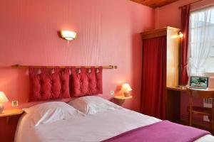 Hotels Logis Hotel Restaurant Berry Relais : photos des chambres