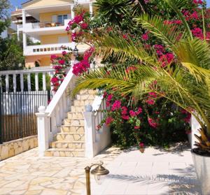 Villa Dolphins Poros-Island Greece