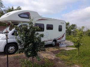 Camp Salaš Farma 47 Čenej