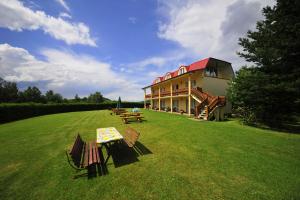 Pokoje nad Soliną 695-533-767