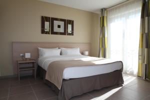 Hotels The Originals Boutique, Hotel l'Occitan, Aubagne : photos des chambres