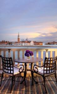 Luxury Lagoon w Balcony, Guest room, Lagoon view, Excelsior room in Hotel Danieli a Luxury Collection Hotel