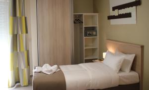 Hotels The Originals Boutique, Hotel l'Occitan, Aubagne : Chambre Simple