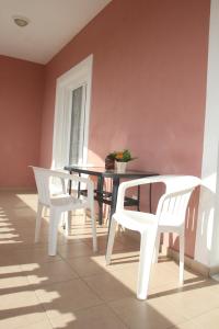 Paradiso Hotel Corfu Sea View Apartments with Pool in Ipsos