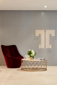 Tyrian Albert Park Lake