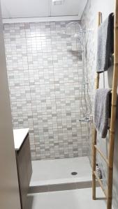 Errathens Cherry and Berry Apartments - Athens Center