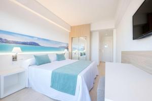 Premium Double Room - Cycling Package room in azuLine Hotel Bahamas y Bahamas II