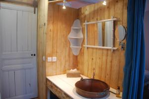 Maisons d'hotes Les Volets Bleus Provence : photos des chambres
