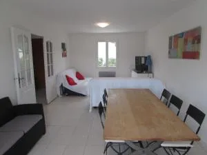 Maison Minervois - 比兹米内瓦