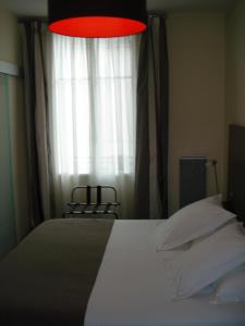 Hotels Hotel Ronsard : photos des chambres