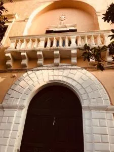 100 Craste - 乌真托