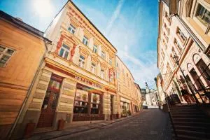 Hotel Bristol - 斯提亚夫尼茲科巴內