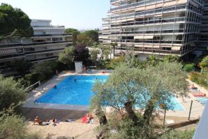 Le Corinthe studio apartment