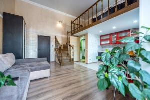 Apartment with а balcony in quiet Odessa courtyard