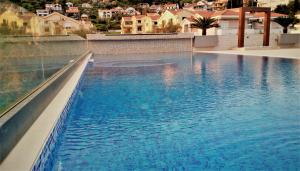 Apartment Sun Village Goran