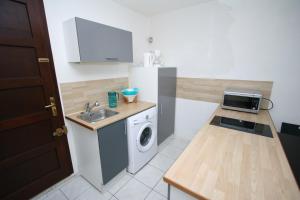 Front de Mer, WIFI, 4 couchages, très grand et joli studio