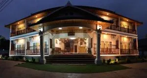 Leego Hotel - Ban Tat