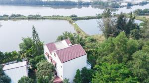 Tra Que Riverside Homestay