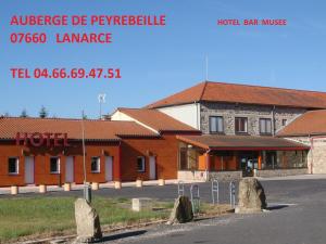 Hotels Auberge De Peyrebeille : photos des chambres