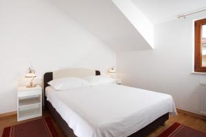Apartments Tisno - Villa Mare