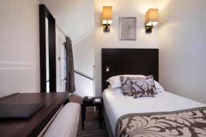 Duplex Single Room room in Hôtel Paris Louvre Opéra