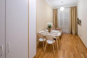 Apartment on Svobody Avenue 25