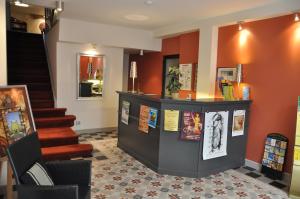 Hotels Hotel de la Couronne : photos des chambres