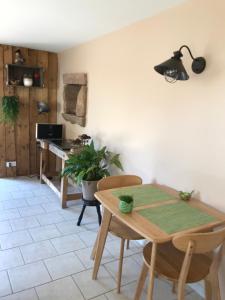 B&B / Chambres d'hotes Chez Jeanmyvonne : photos des chambres