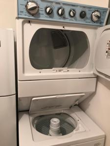 NEW COZY APARTMENT, zona 4, GREAT LOCATION!!