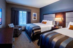 Deluxe Queen Room with Two Queen Beds - Non-Smoking room in Wingate by Wyndham Kamloops