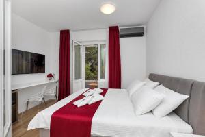 Luxury Rooms Paradise Garden