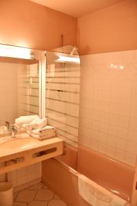 Hotels Hotel Les Mazets Des Roches : photos des chambres