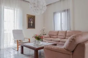 Anna's Beautiful Apartment - Kasimáti