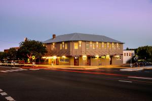 Pier Hotel Coffs Harbour