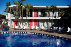 Phoenix Hotel - مل فالي