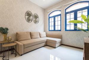 Rossio Penthouse Three Bedroom Apartment w River View and Parking by LU Holidays