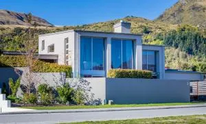 Affordable Arrowtown Perfect for 1-2 Adults with Child in adjacent bedroom - 卡德罗纳