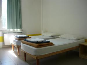 Chambre Double ou Lits Jumeaux avec Salle de Bains Privative Externe