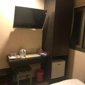 Baseball Hotel