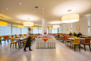 UNA HOTELS Cesena Nord