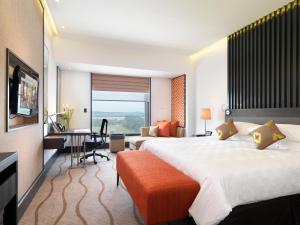 Premier Deluxe Double or Twin Room room in Sama Sama Hotel KLIA