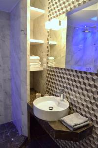 Christina's Luxury Village House Milos Greece