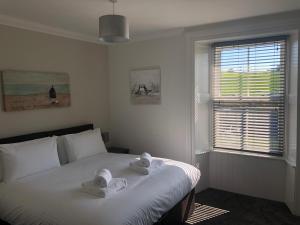 Double or Twin Room with Harbour View room in The Ships Quarters