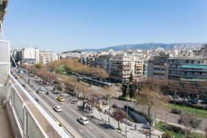 Museum of Modern Art Rooms in apartment, next to metro Suggrou Fix, walk to Acropolis
