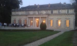 B&B / Chambres d'hotes Le Chateau de BRESSEY & son Orangerie : photos des chambres