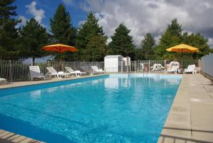 Campings Camping Le Domaine Des Jonquilles : photos des chambres