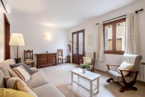 Townhouse Lleo 72 By homevillas360