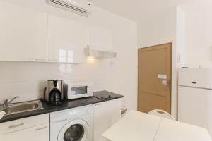 Appartements Residence Angela a 7 minutes a pieds du Palais, plage... : photos des chambres